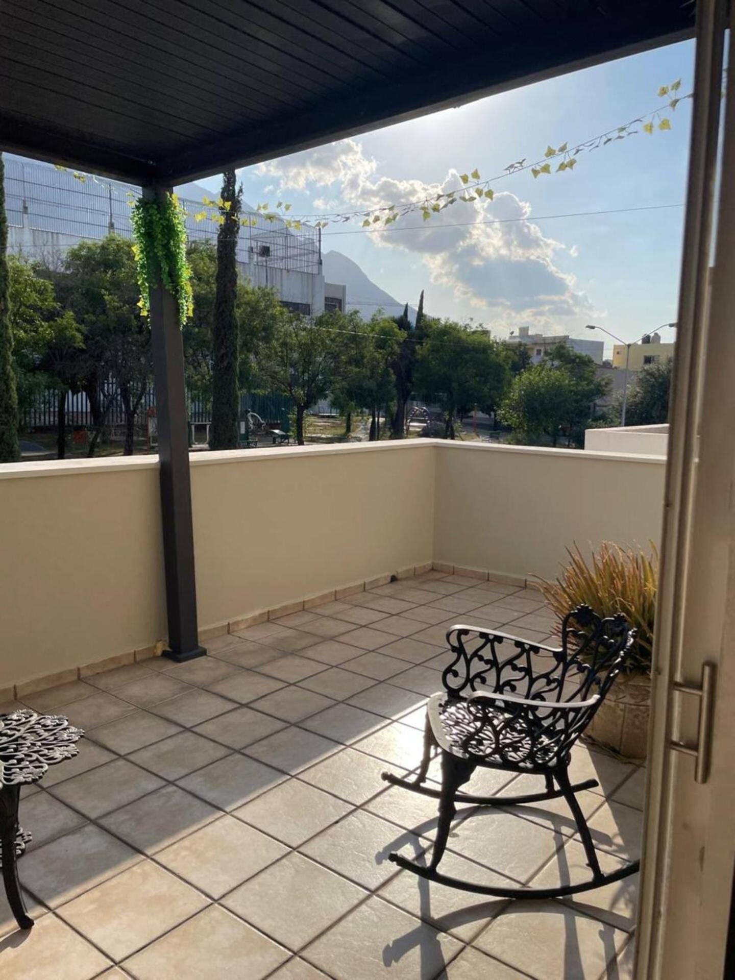 La Casa Rosa Monterrey Vila Exterior foto